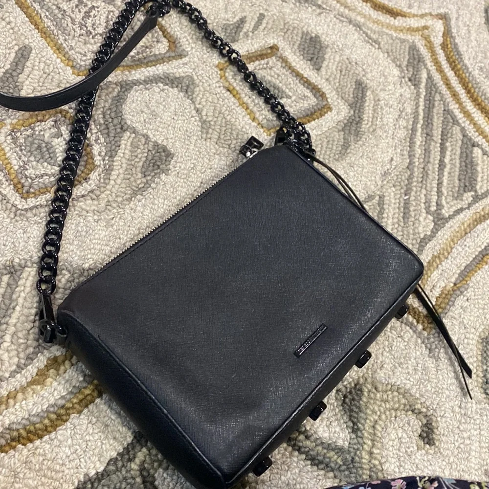 💕 Rebecca minkoff black leather medium shoulder bag 💕